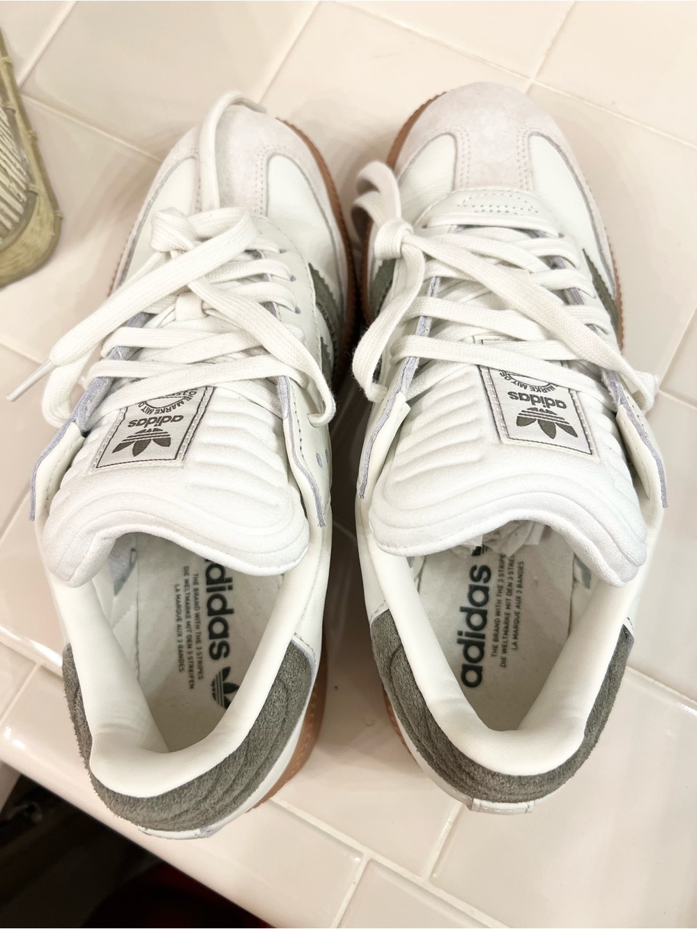 SAMBA XLG with ARMY GREEN STRIPES, WORN ONCE, Men’s Size 7.5-Women’s 8.5 - Picture 9 of 10
